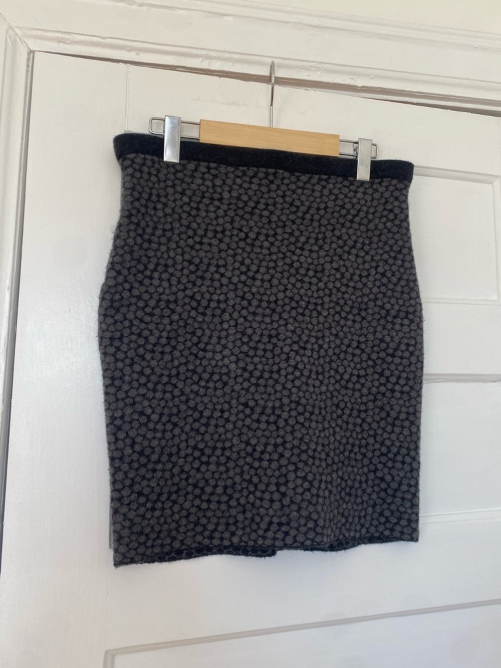 Eileen Fisher merino wool pull on skirt